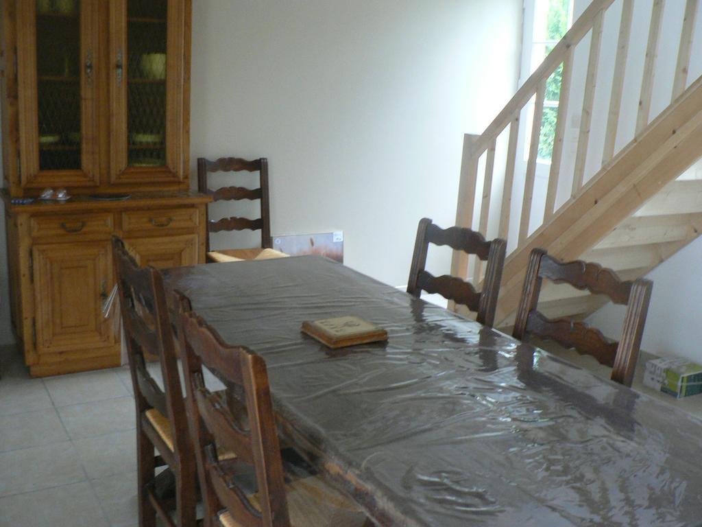 Gite De L'Aure Trevieres Zewnętrze zdjęcie