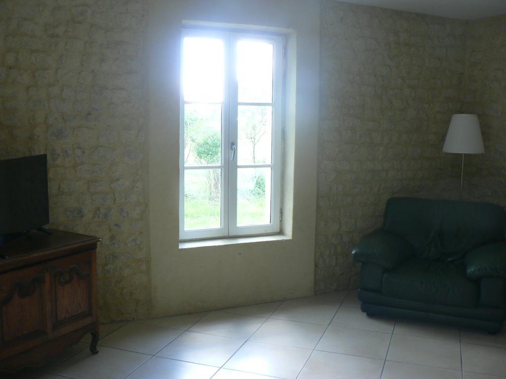 Gite De L'Aure Trevieres Zewnętrze zdjęcie